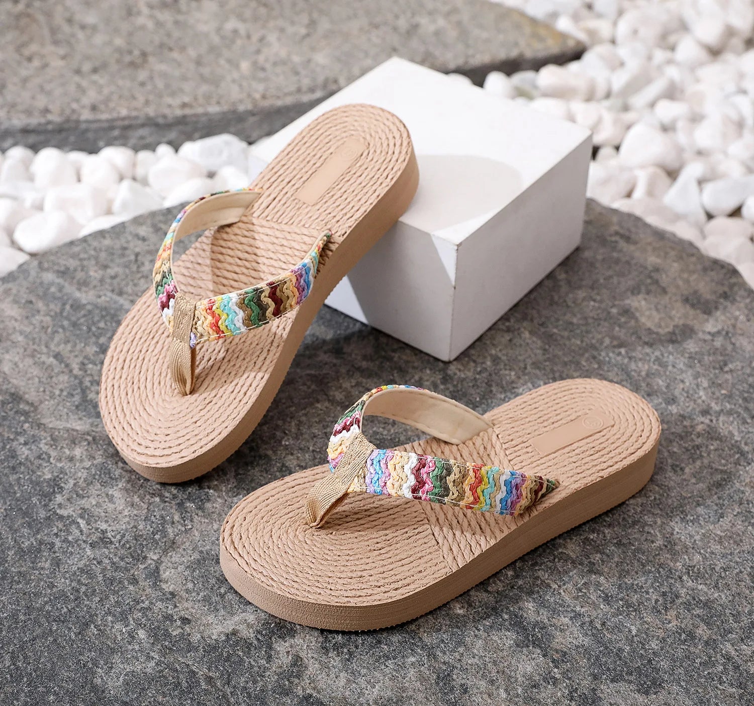 Tongs Imprimées Femme – Sandales Plates de Plage et Maison Été