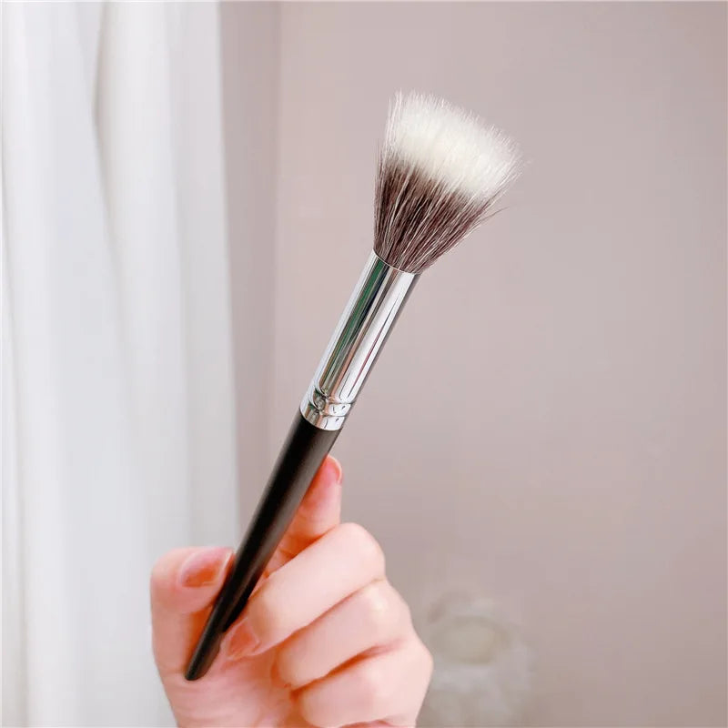 Pinceau fard à joues en poils de chèvre LOYBJ, brosse de maquillage pointillée, poudre cosmétique, fard à joues fleuri naturel, surligneur, pinceaux contour, 1PC