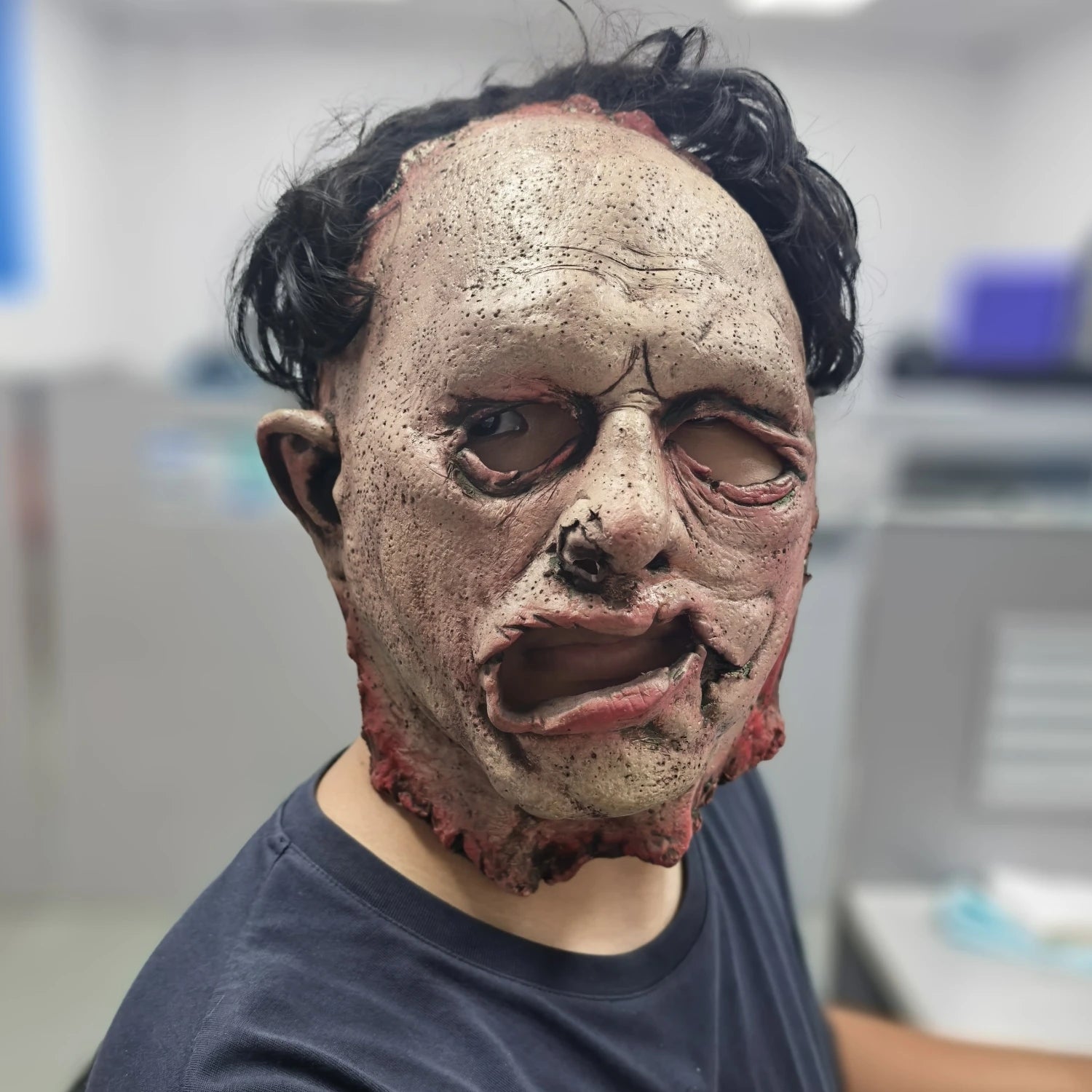 Masque sanglant en caoutchouc peauux demi-visage, outil de maquillage professionnel d'horreur d'halloween, masque à effets spéciaux pour faux plaies pour les créateurs