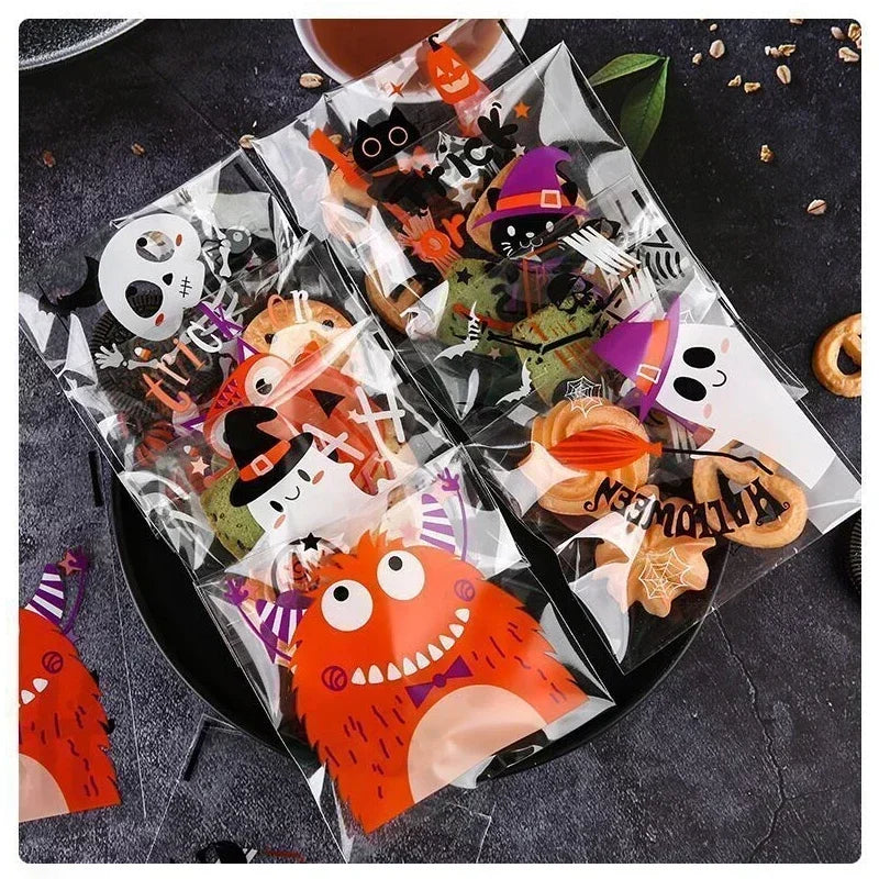 Sacs Cadeau Auto-Adhésifs 10x10 cm – Bonbons, Friandises Halloween – Lot de 50/100 pièces
