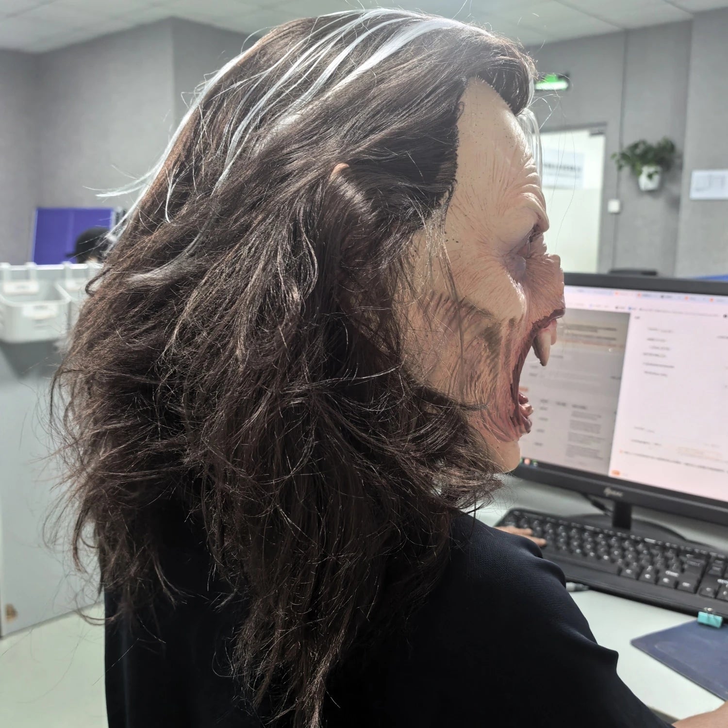 Costume de Vampire réaliste pour adultes, masque en caoutchouc avec cheveux longs et dents tranchantes pour les nuits d'horreur d'halloween