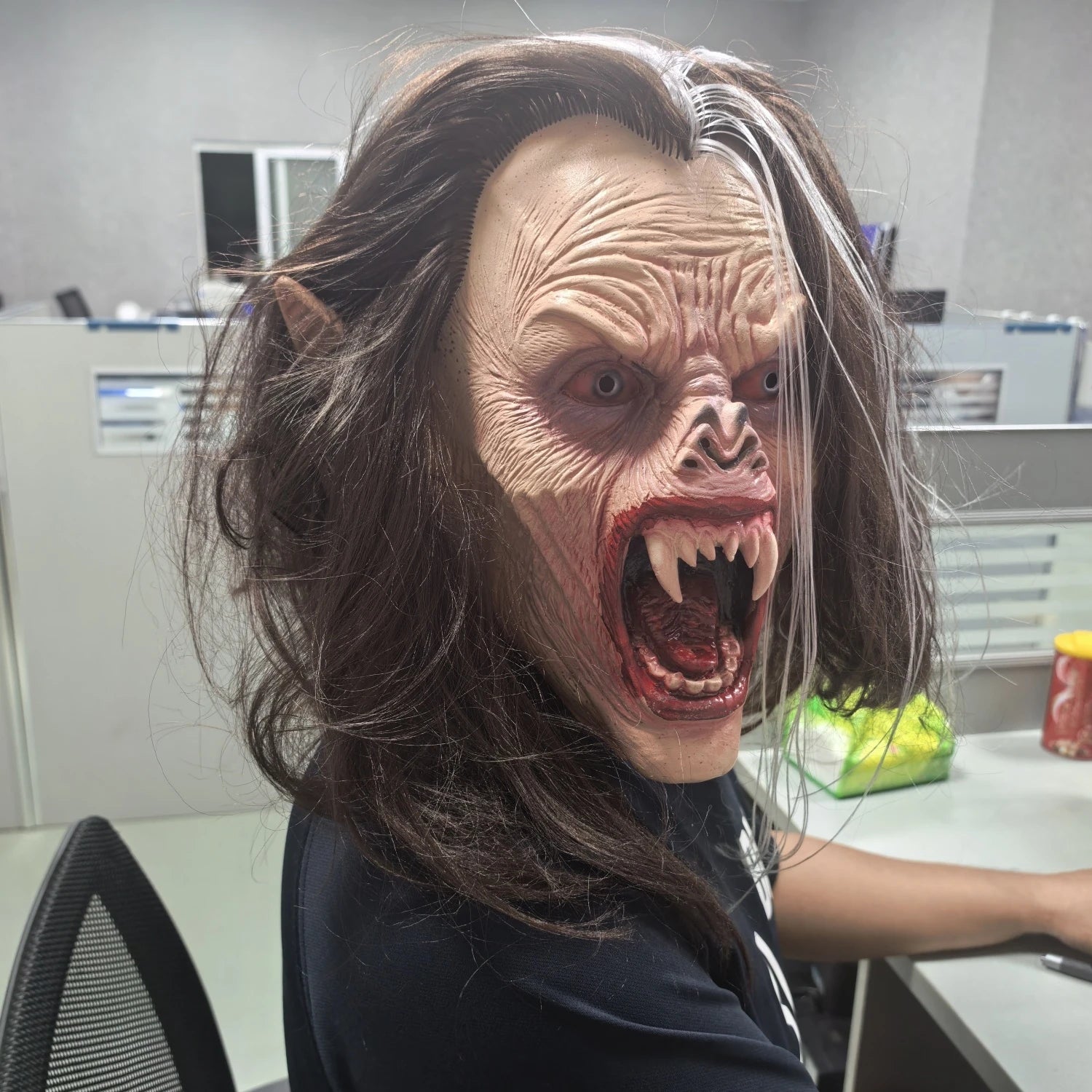 Costume de Vampire réaliste pour adultes, masque en caoutchouc avec cheveux longs et dents tranchantes pour les nuits d'horreur d'halloween