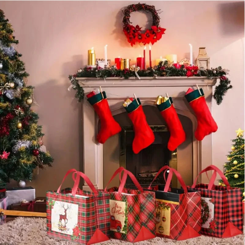 Sacs cadeaux de Noël non tissés avec poignées 4 ou 8 pièces