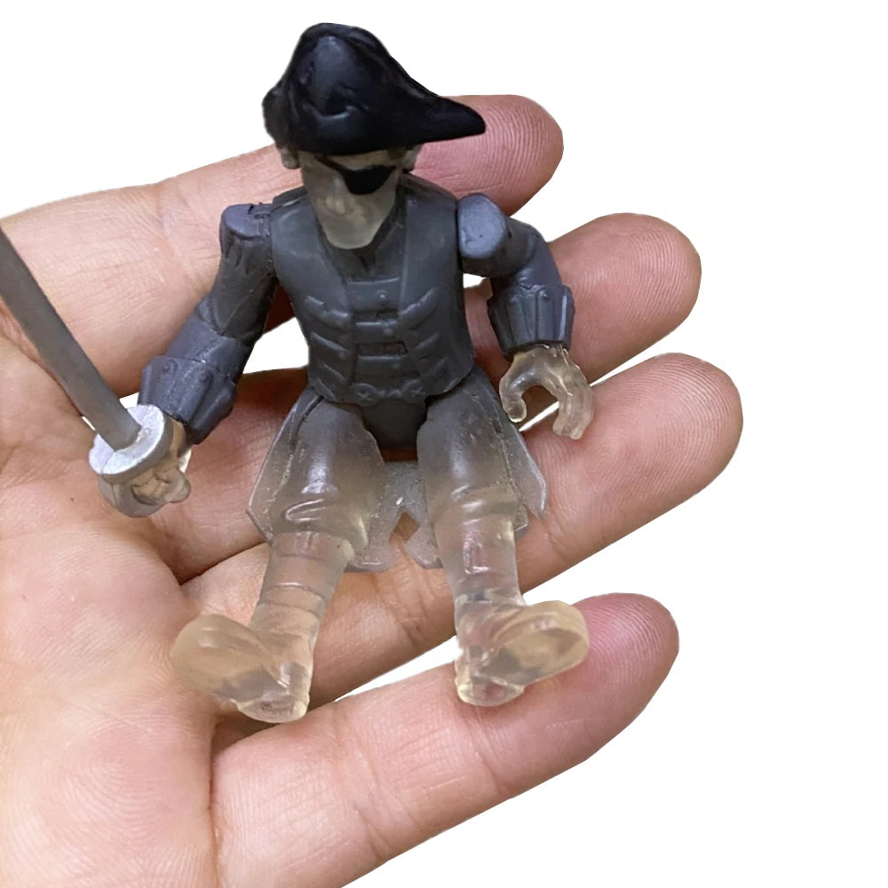 Pirate Figures, Cool 7.5 Inch Figure Kit for Boys, Plastic Toys, Soldier Model 